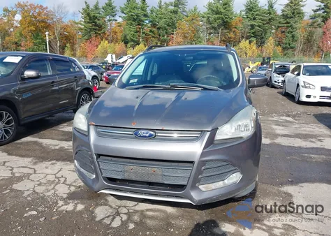 2013 Ford Escape Se z USA, uszkodzony, nr VIN 1FMCU9GX5DUB05085